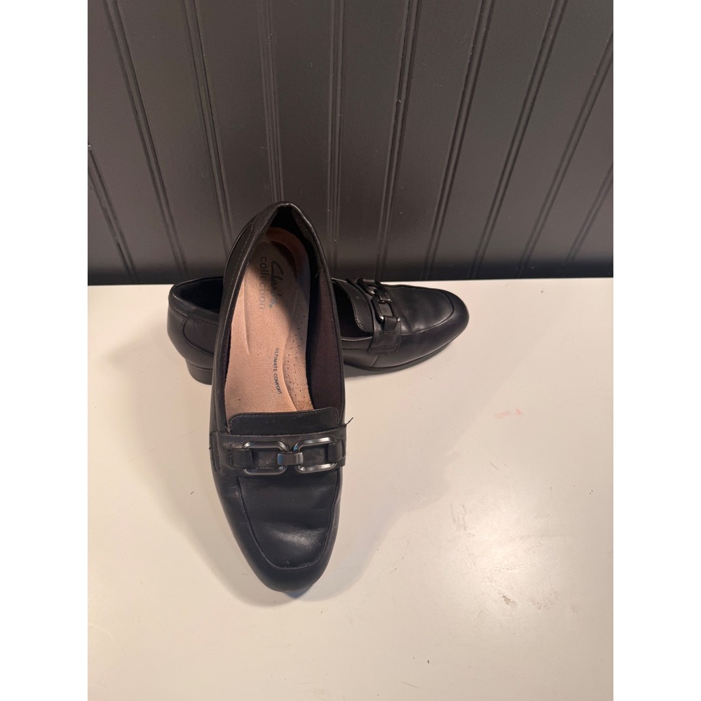 Clarks Collection Ultimate Comfort Black Leather Loafers Chain Link Detail Sz 8